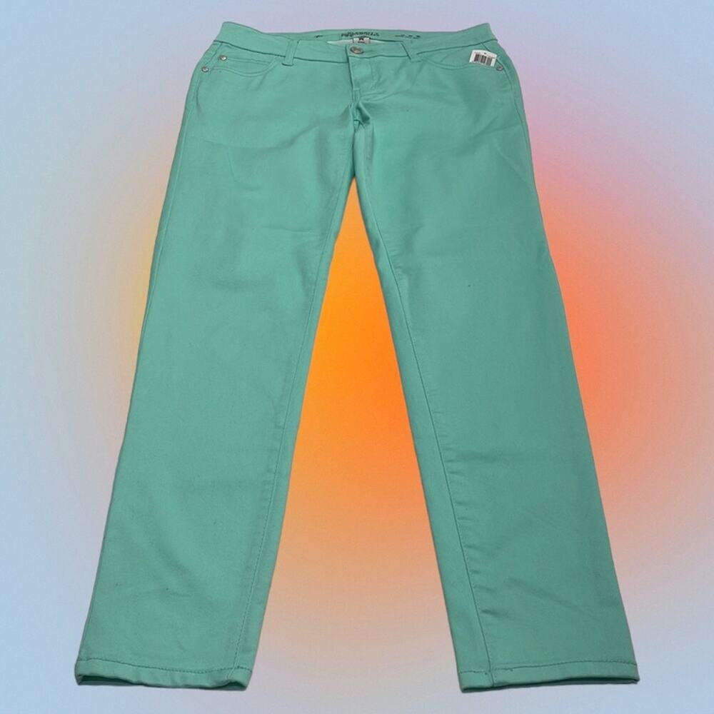 CELEBRITY PINK Women’s 11 (Juniors) Green DARE YOU SKINNY Jeans